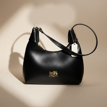 Classic Black Coach Handbag 0021
